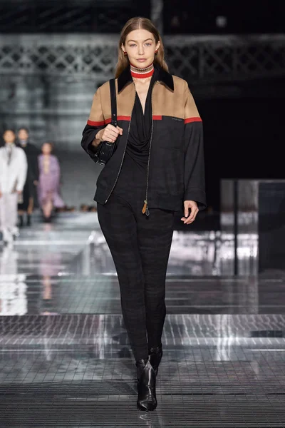 Look 69